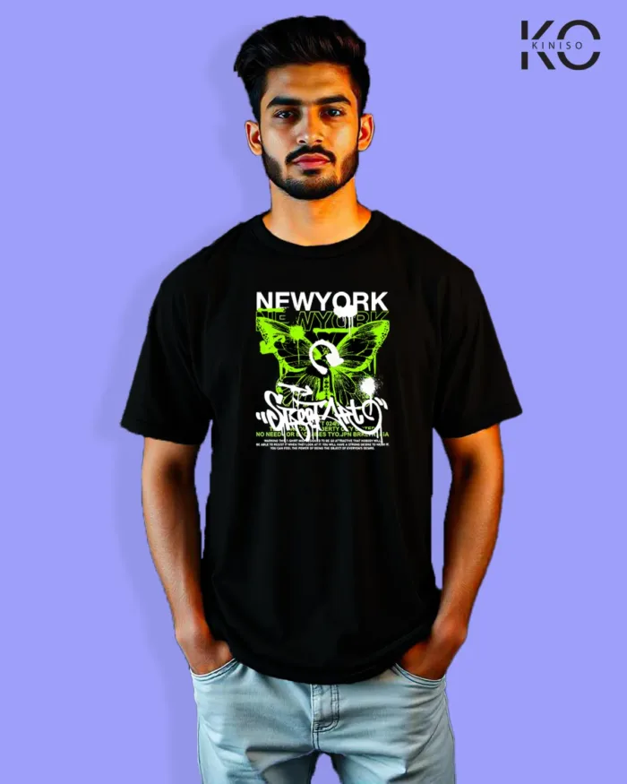 Image of Graffiti inspired design black color Drop Shoulder t-shirt with New York that print for hip hop lovers